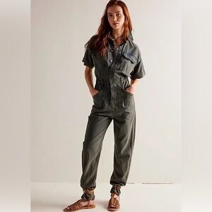 We The Free Marci Jumpsuit. Women. Size 26 NWT